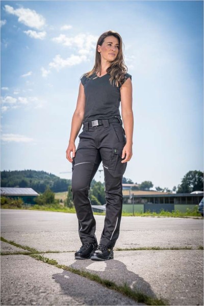 lisa-t-shirt-2-adesatos_leibwaechter